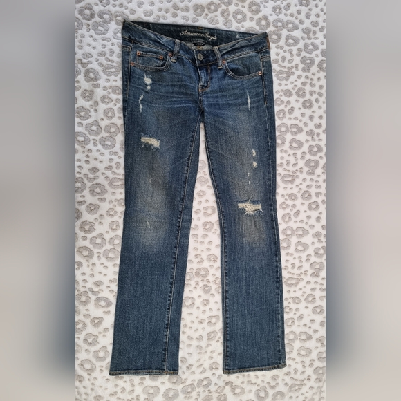Distressed Jeans - Picture 4 of 4